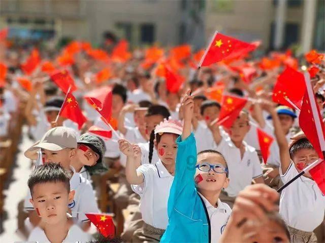 网传谷歌华人夫妇因为裁员而自杀，最新消息爆料：不是自杀是谋杀