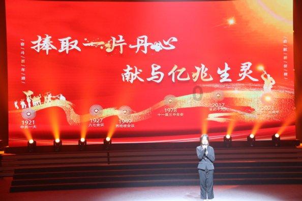 三色变形小怪